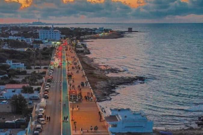 Lungomare di Casalabate al tramonto